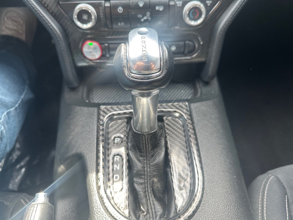 2019 Ford Mustang Image 17