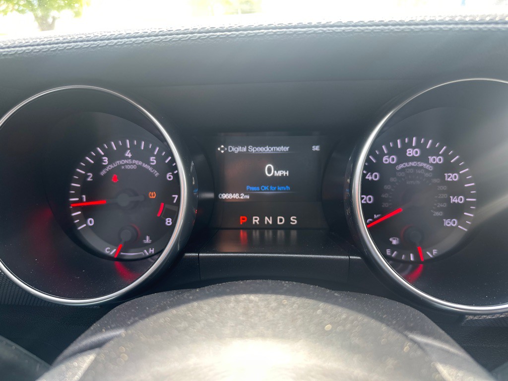 2019 Ford Mustang Image 18