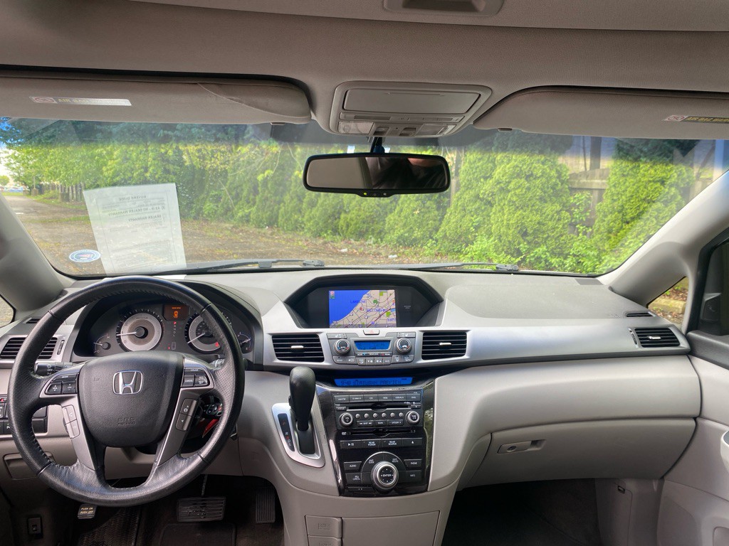 2012 Honda Odyssey Image 19