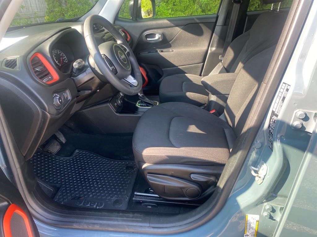 2018 Jeep Renegade Image 9