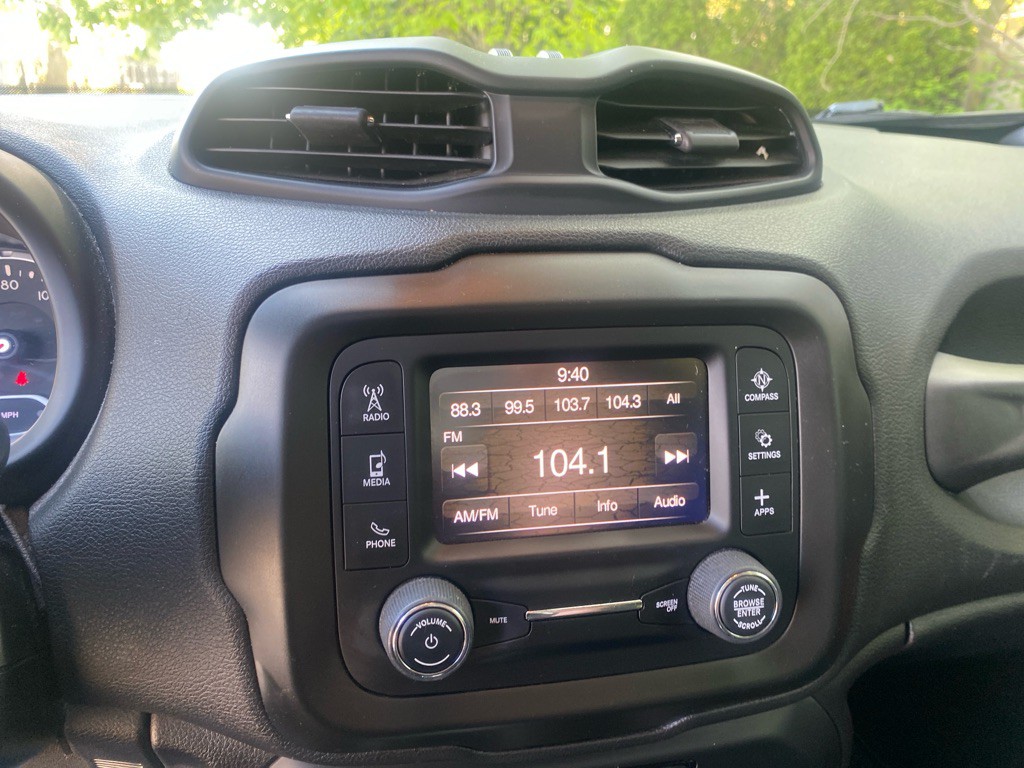 2018 Jeep Renegade Image 13