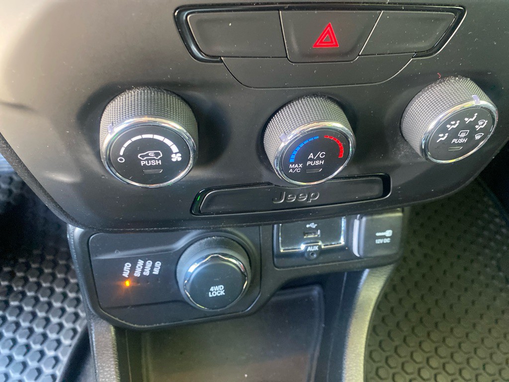 2018 Jeep Renegade Image 15