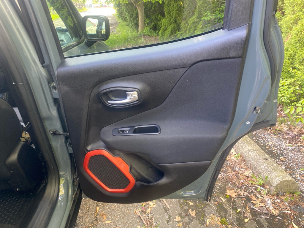 2018 Jeep Renegade Image 21