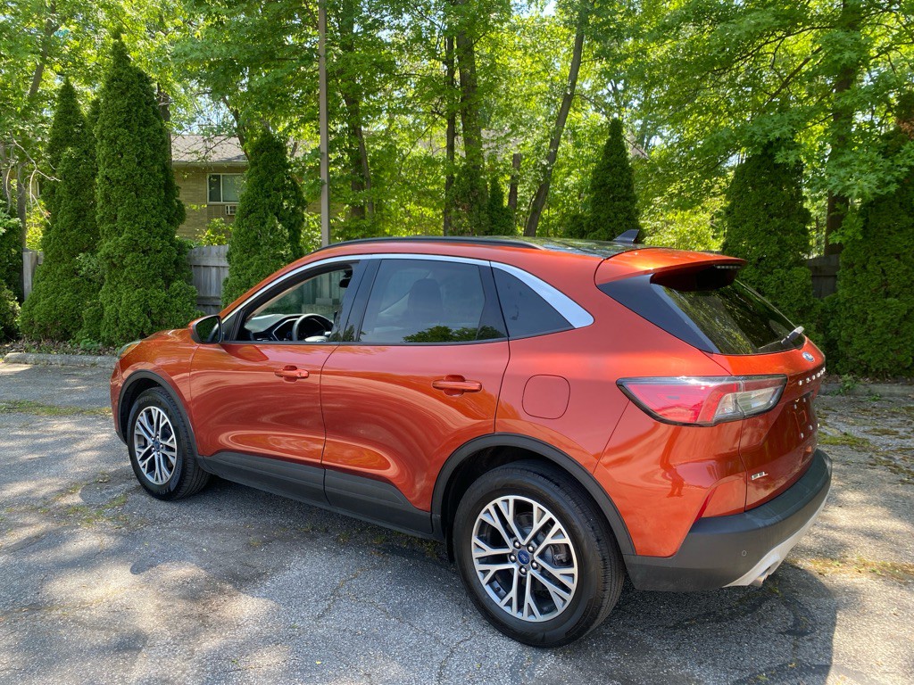 2020 Ford Escape Image 3