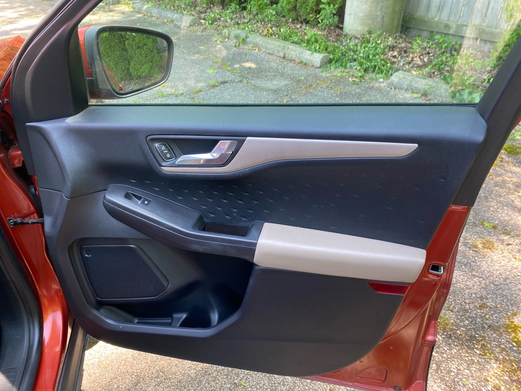 2020 Ford Escape Image 26