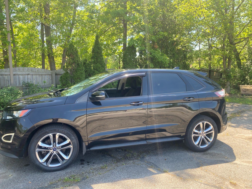 2016 Ford Edge Image 2