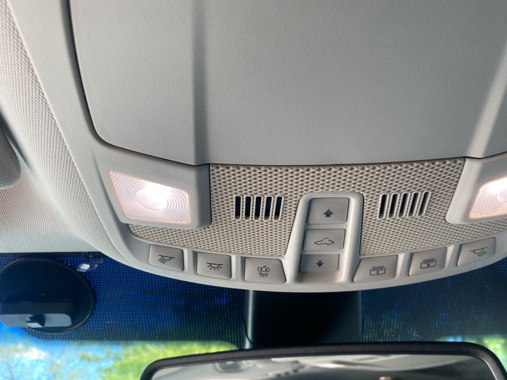 2016 Ford Edge Image 17