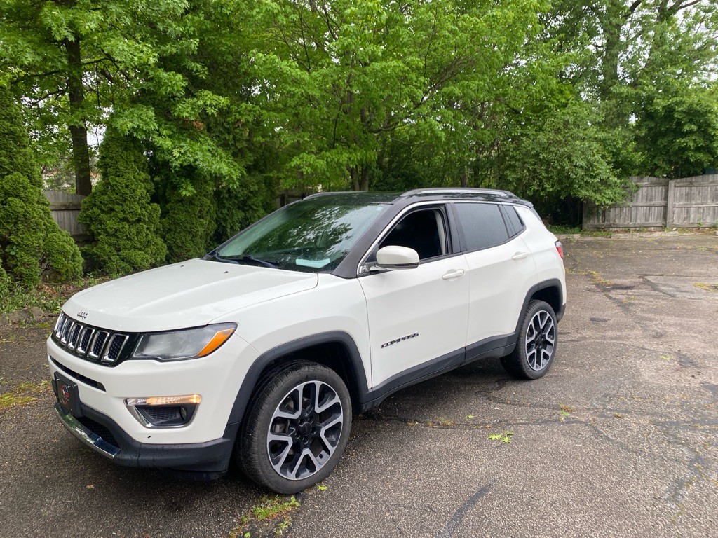 2018 Jeep Compass Image 1
