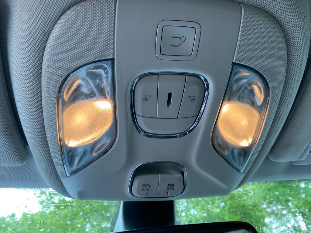 2018 Jeep Compass Image 17