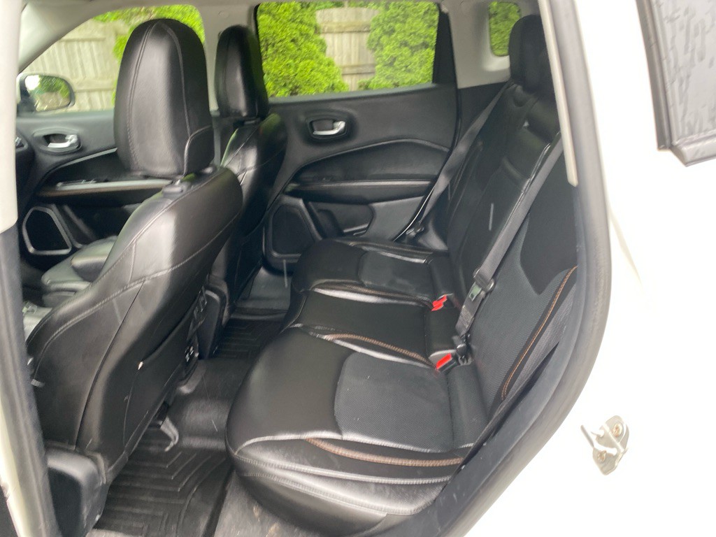 2018 Jeep Compass Image 19