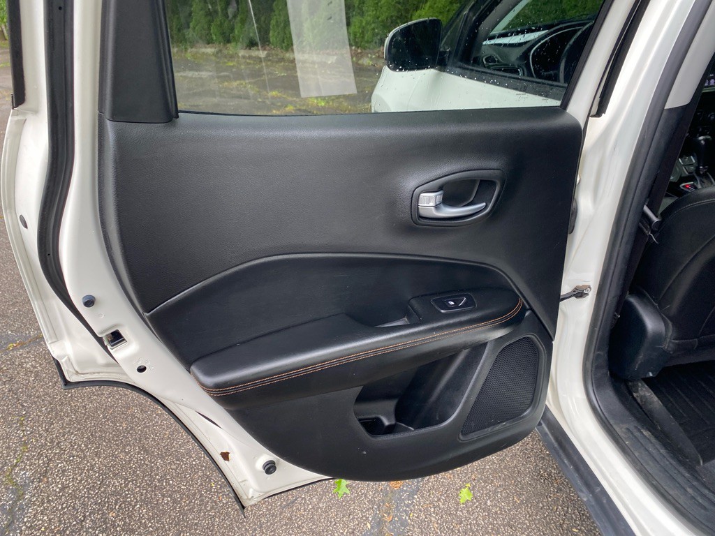 2018 Jeep Compass Image 20