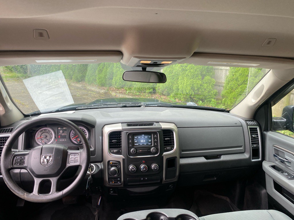 2017 RAM 1500 Image 16
