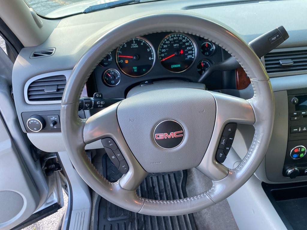 2012 GMC Yukon Image 11