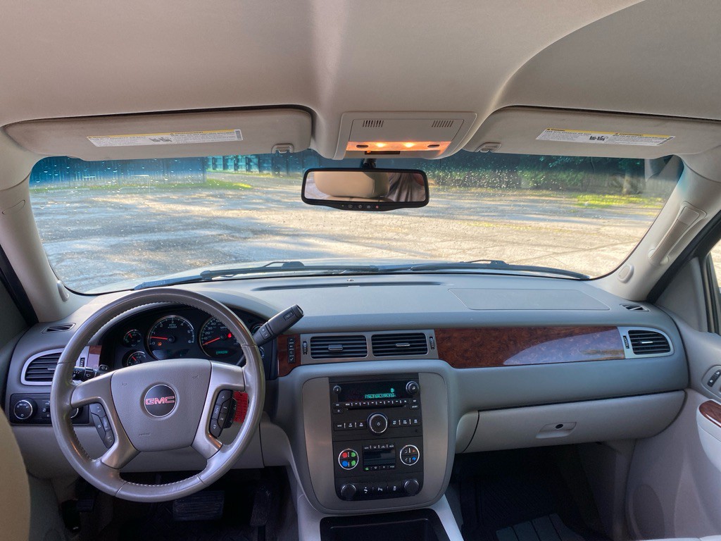 2012 GMC Yukon Image 15