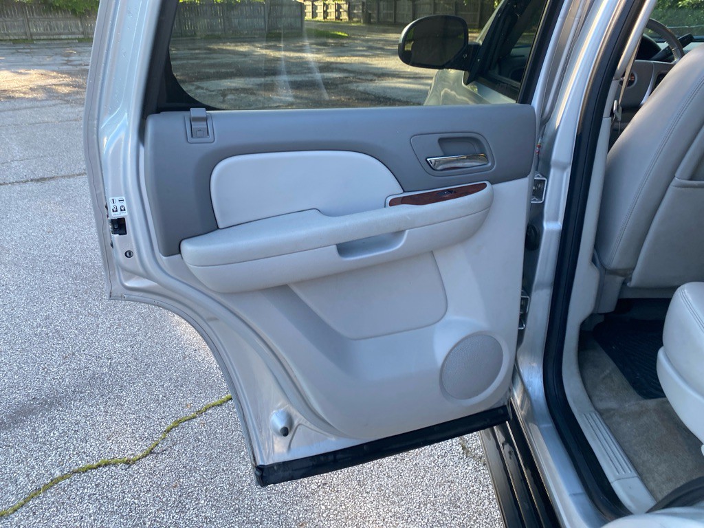 2012 GMC Yukon Image 18