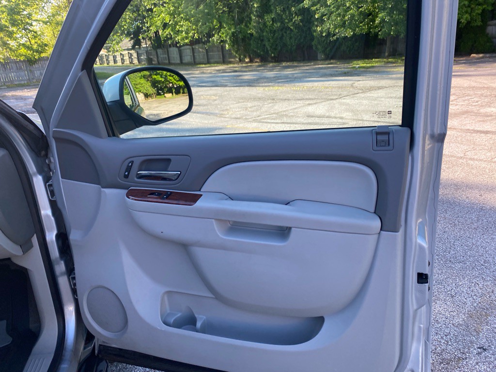 2012 GMC Yukon Image 23