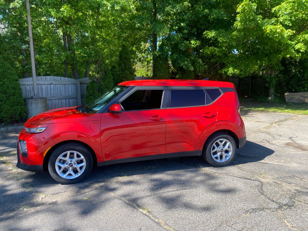 2021 Kia Soul Image 2