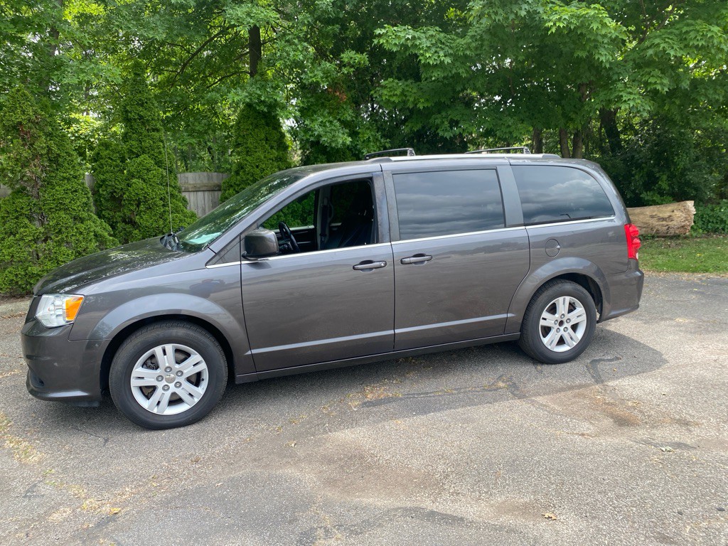 2019 Dodge Grand Caravan Image 2