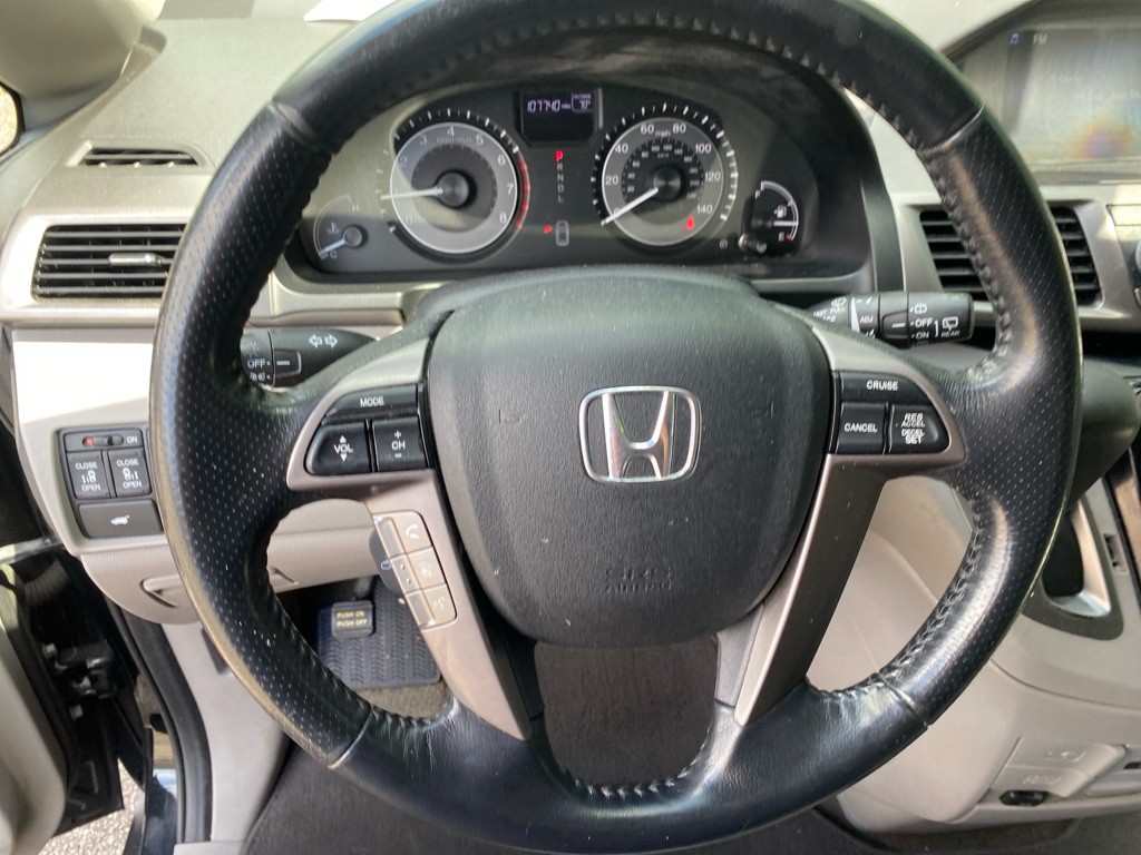 2017 Honda Odyssey Image 13