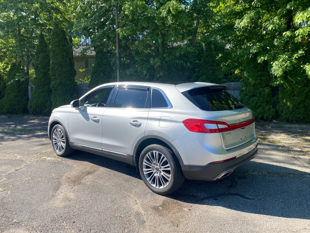 2016 Lincoln MKX Image 3