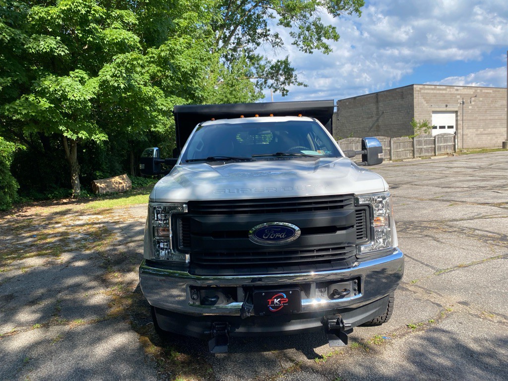 2017 Ford F-350 Image 8