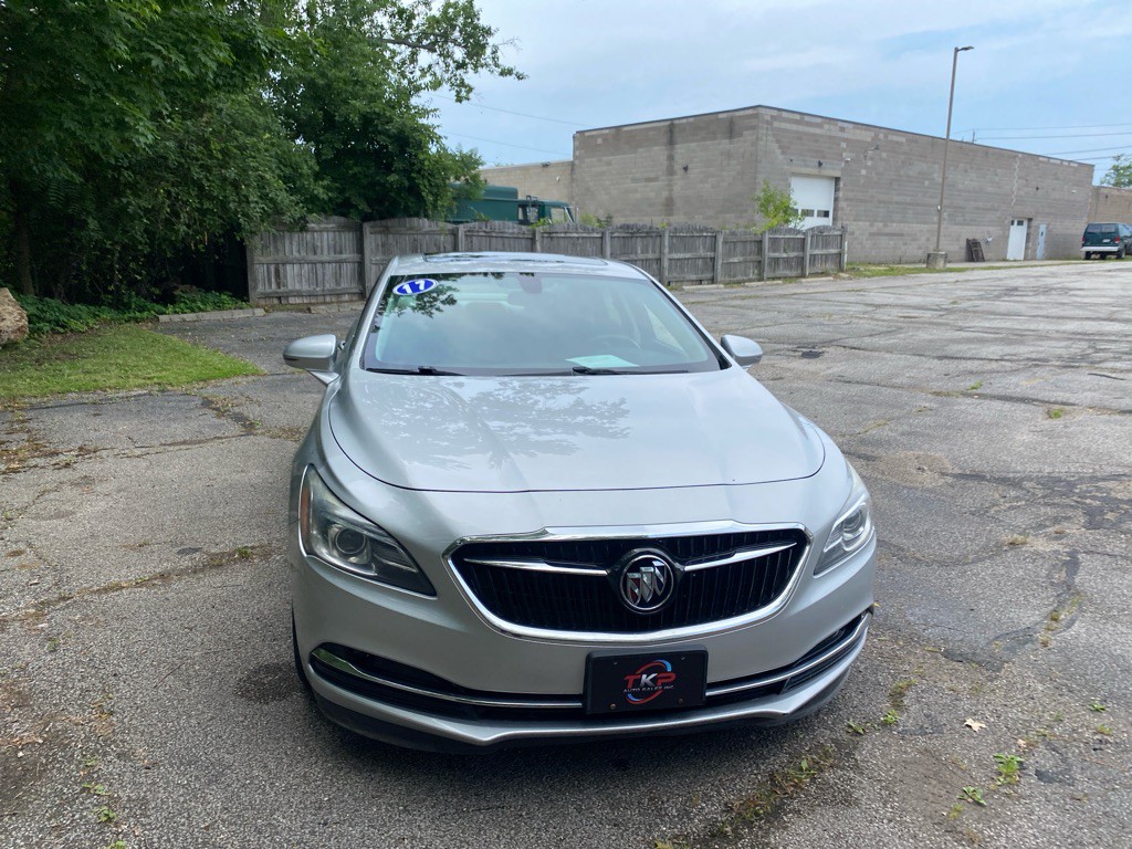 2017 Buick Lacrosse Image 8