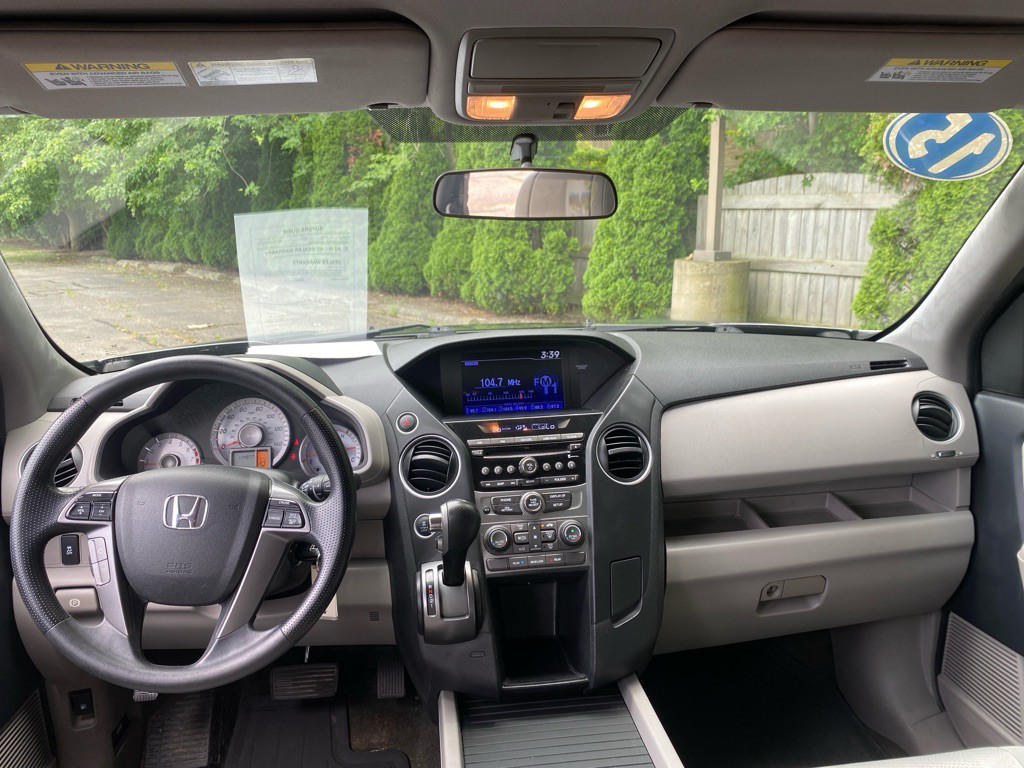 2015 Honda Pilot Image 17