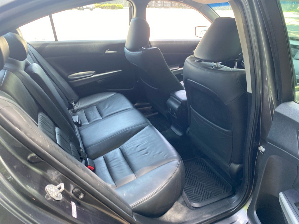 2010 Honda Accord Image 21