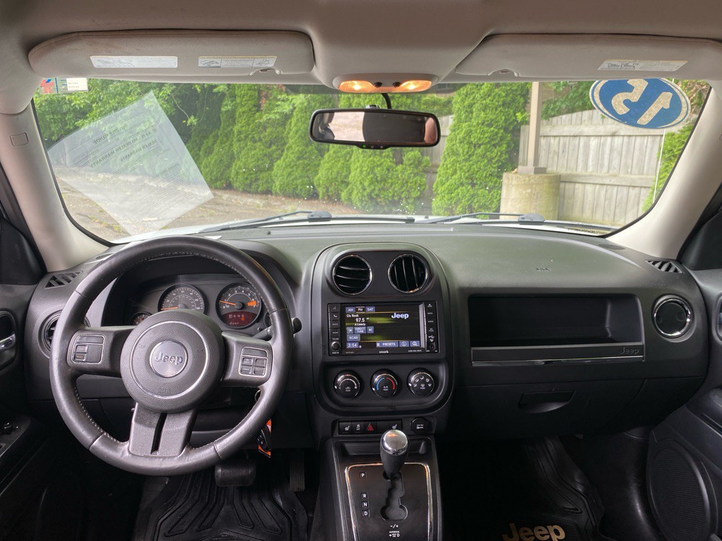 2015 Jeep Patriot Image 16