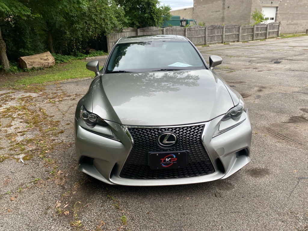2015 Lexus IS Image 8