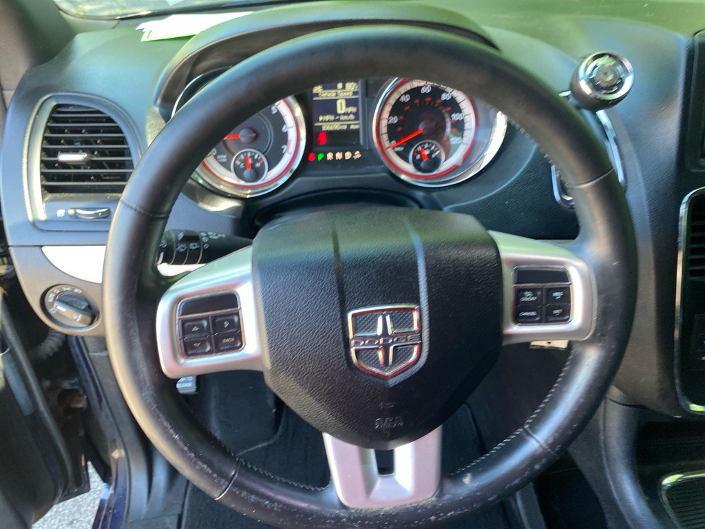 2016 Dodge Grand Caravan Image 11