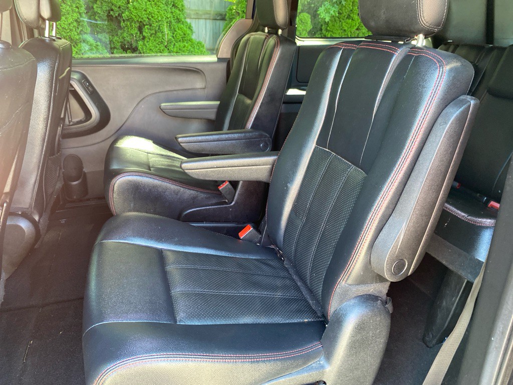 2016 Dodge Grand Caravan Image 16