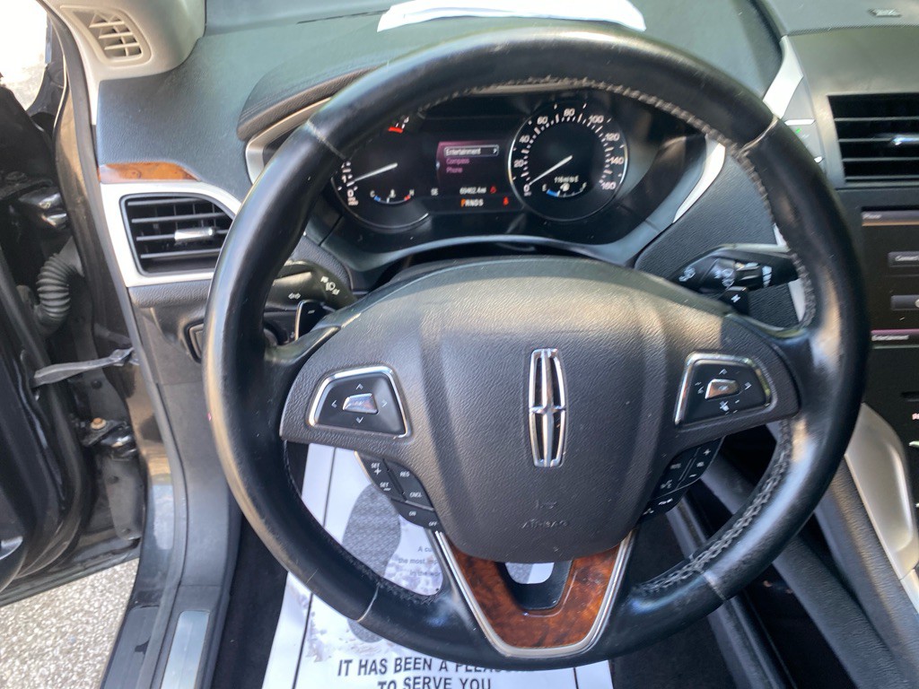 2015 Lincoln MKZ Image 12