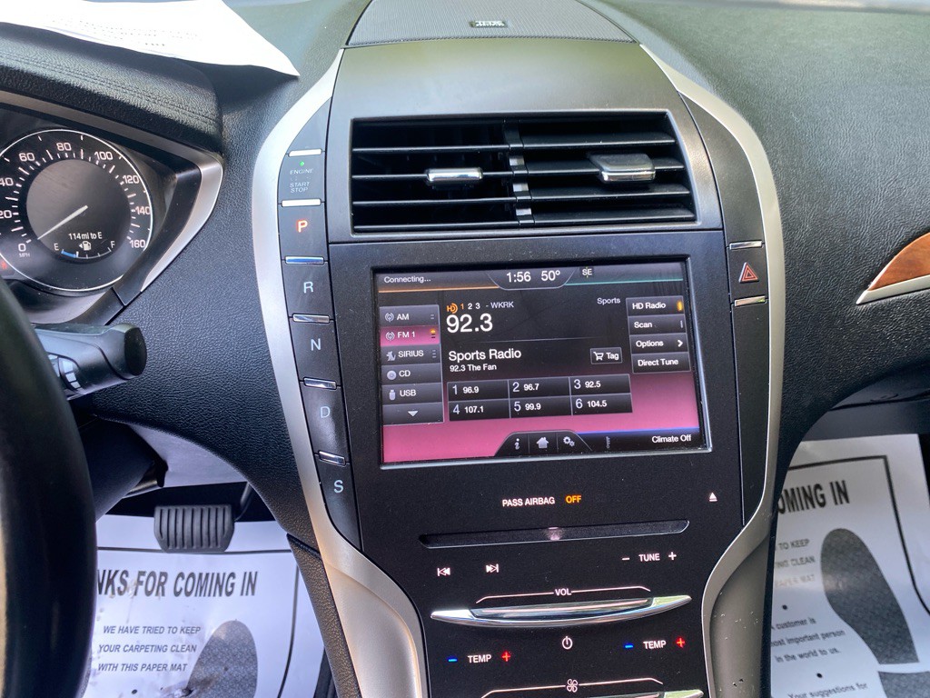 2015 Lincoln MKZ Image 14
