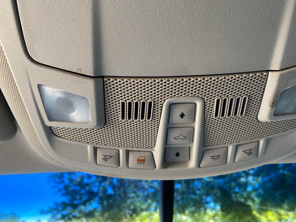 2015 Lincoln MKZ Image 19