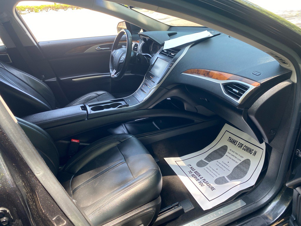 2015 Lincoln MKZ Image 26