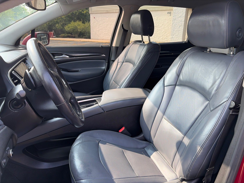 2018 Buick Enclave Image 16