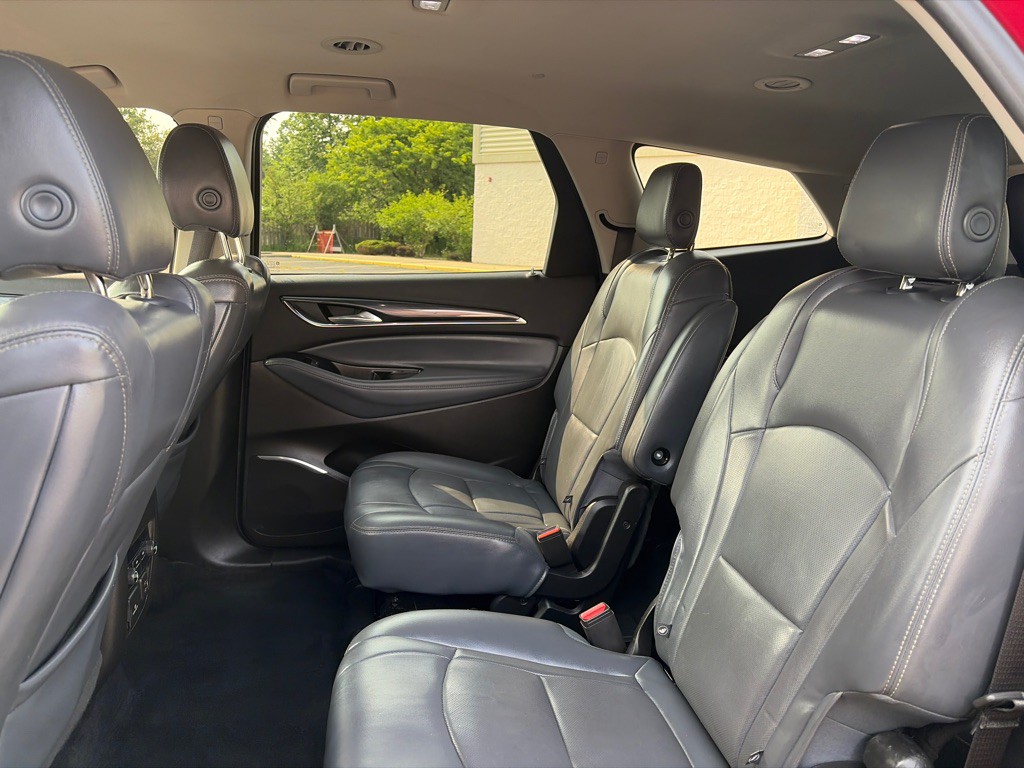 2018 Buick Enclave Image 23