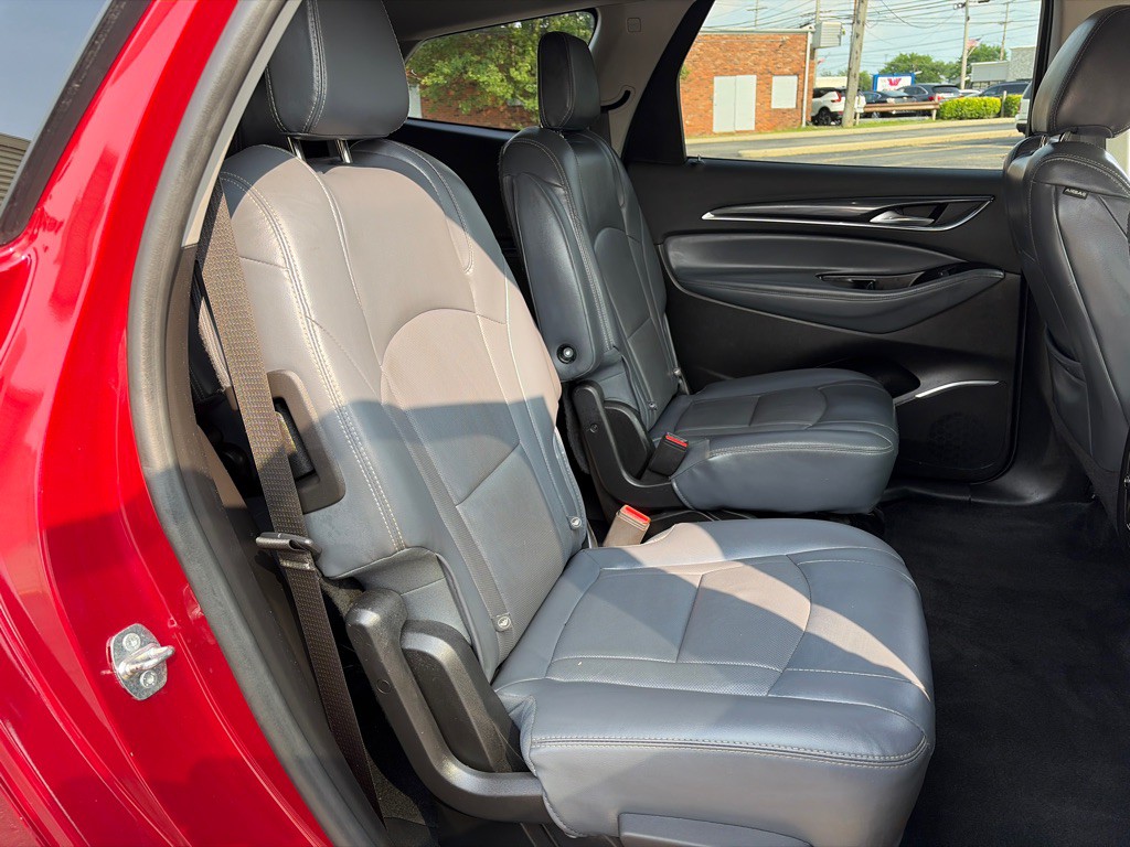 2018 Buick Enclave Image 26