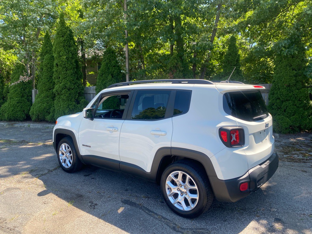 2016 Jeep Renegade Image 3
