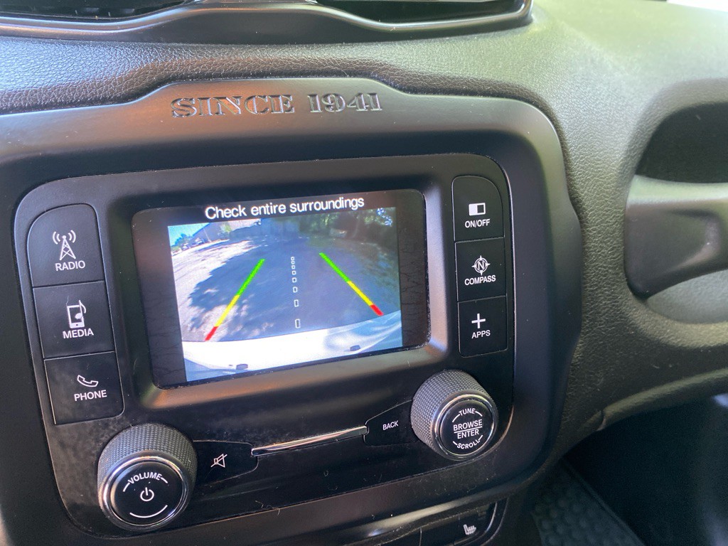 2016 Jeep Renegade Image 14