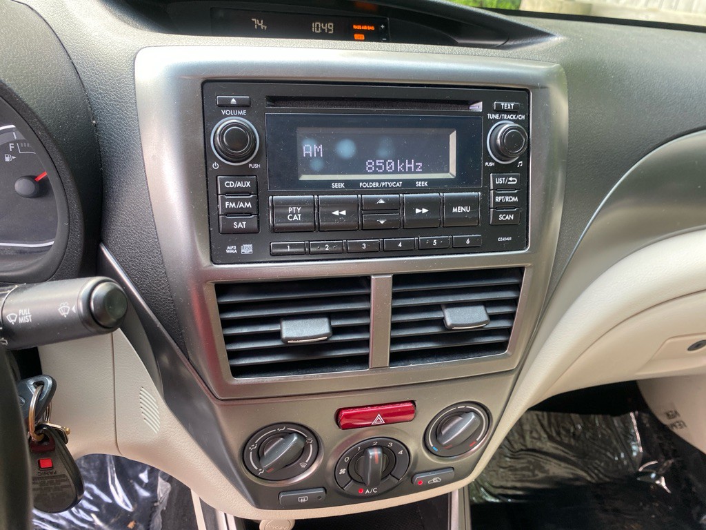 2011 Subaru Impreza Image 14