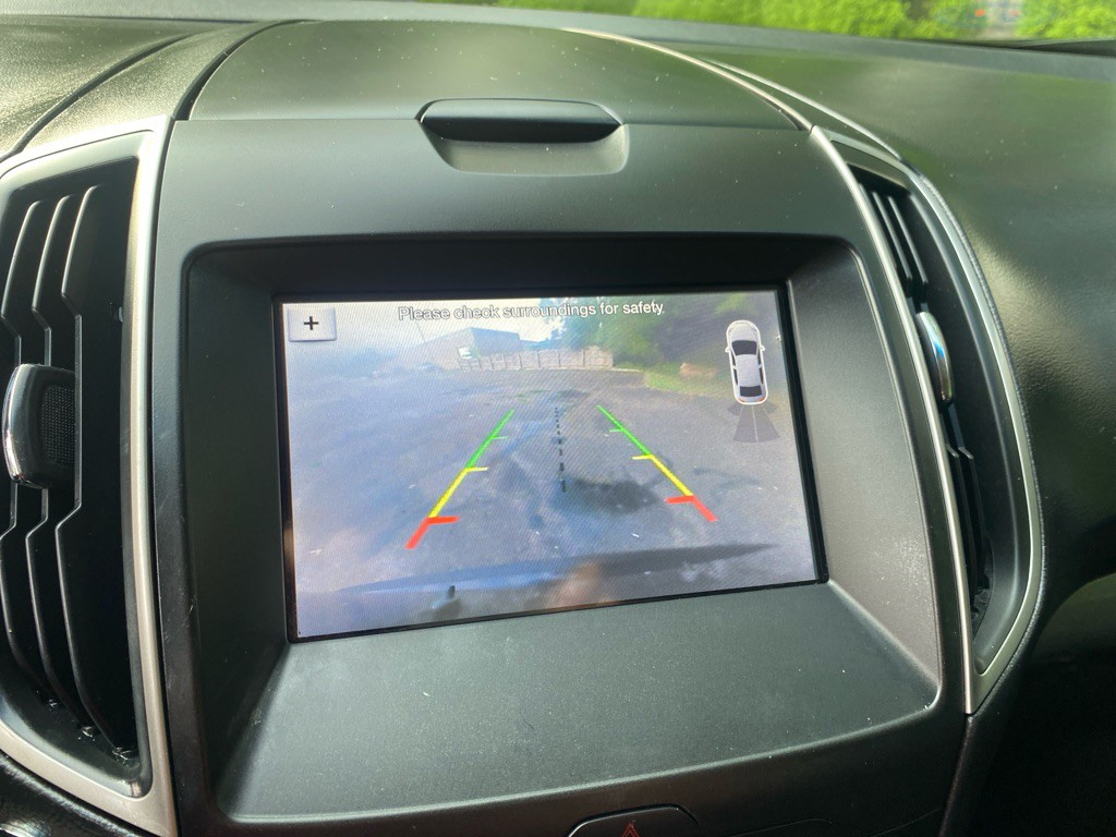 2019 Ford Edge Image 14