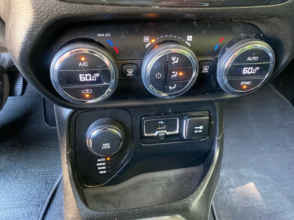 2017 Jeep Renegade Image 15