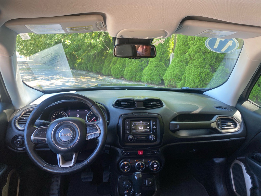 2017 Jeep Renegade Image 16