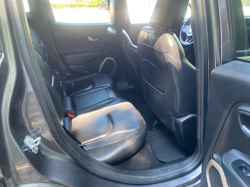 2017 Jeep Renegade Image 20