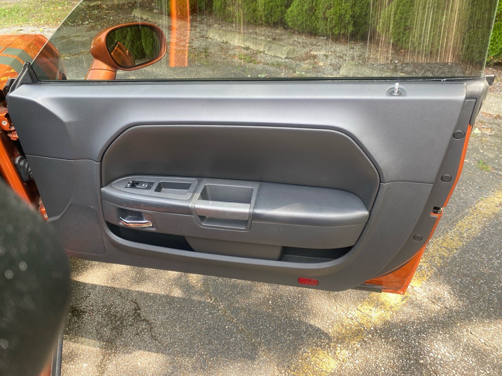 2011 Dodge Challenger Image 19