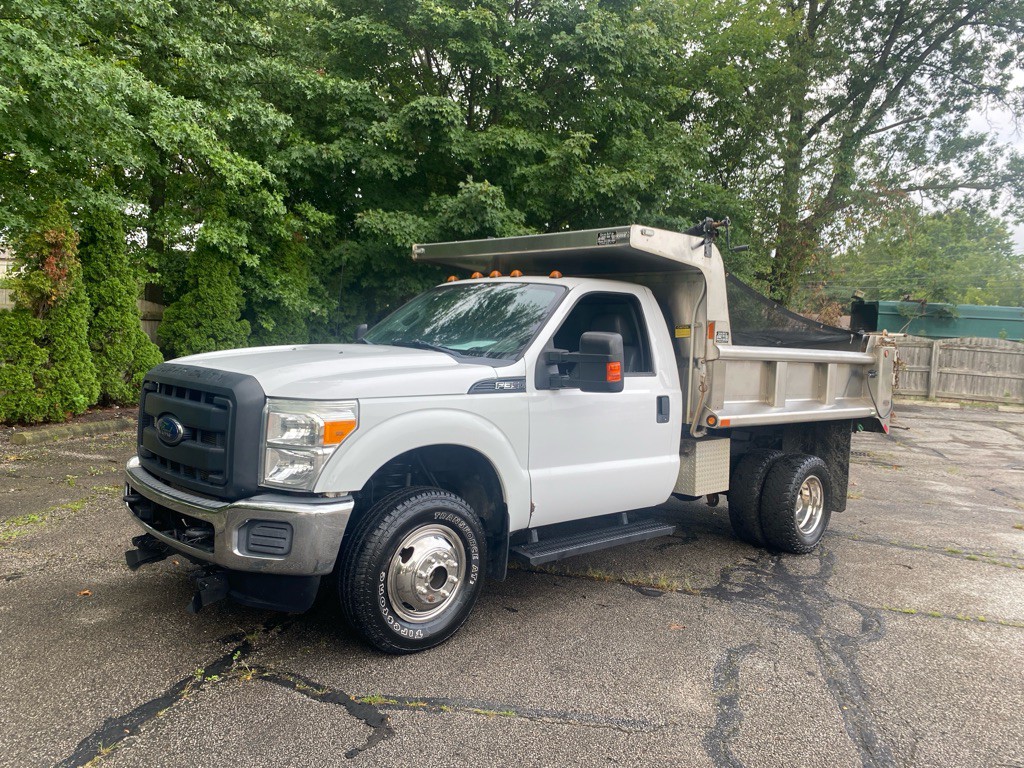 2015 Ford F-350 Image 1
