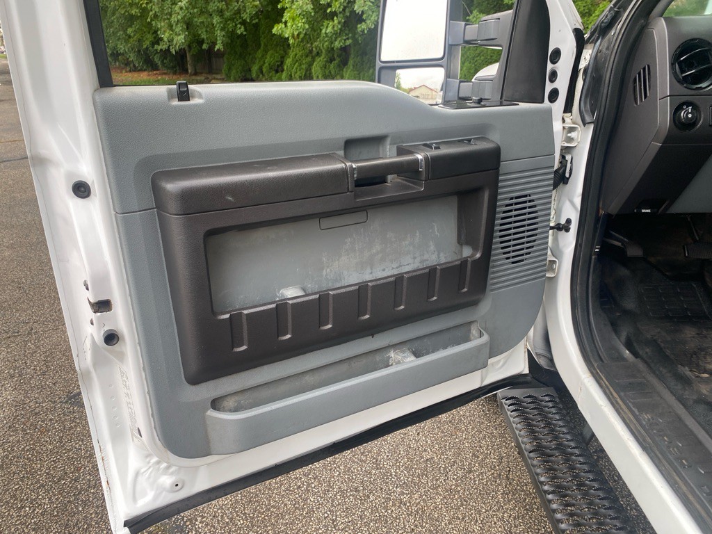 2015 Ford F-350 Image 12