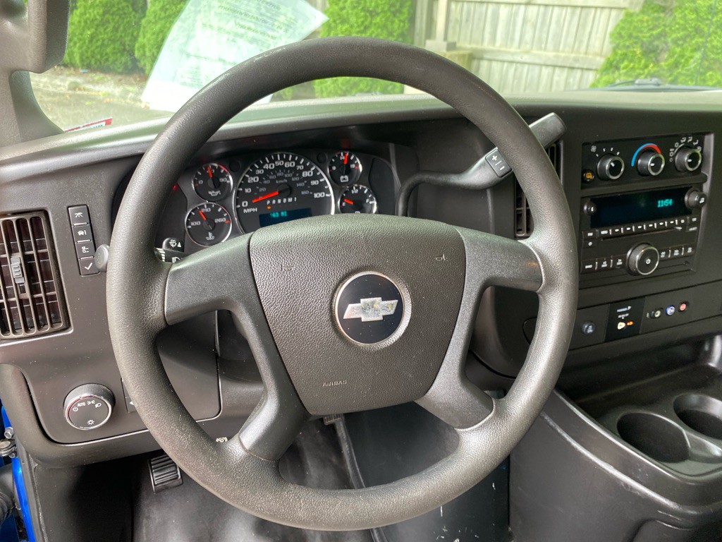 2018 Chevrolet Express Image 11